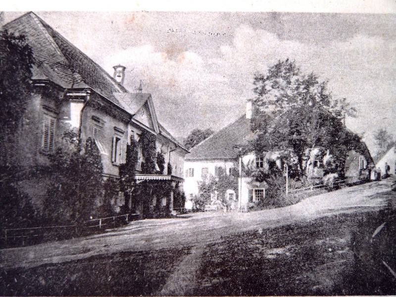 Schlosshof 1900